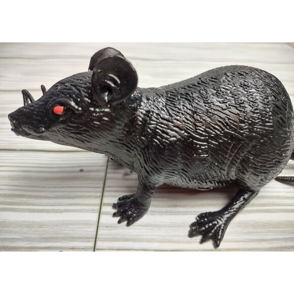Rat Life Like Squishy Creature Stretchable Rodent Figure Toy Halloween Stretchy - Picture 1 of 16